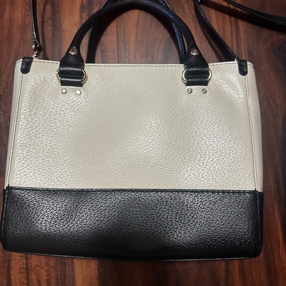 Kate Spade Berkeley Lane Quinn Bag. Black and White Convertible Crossbody - Picture 3 of 10